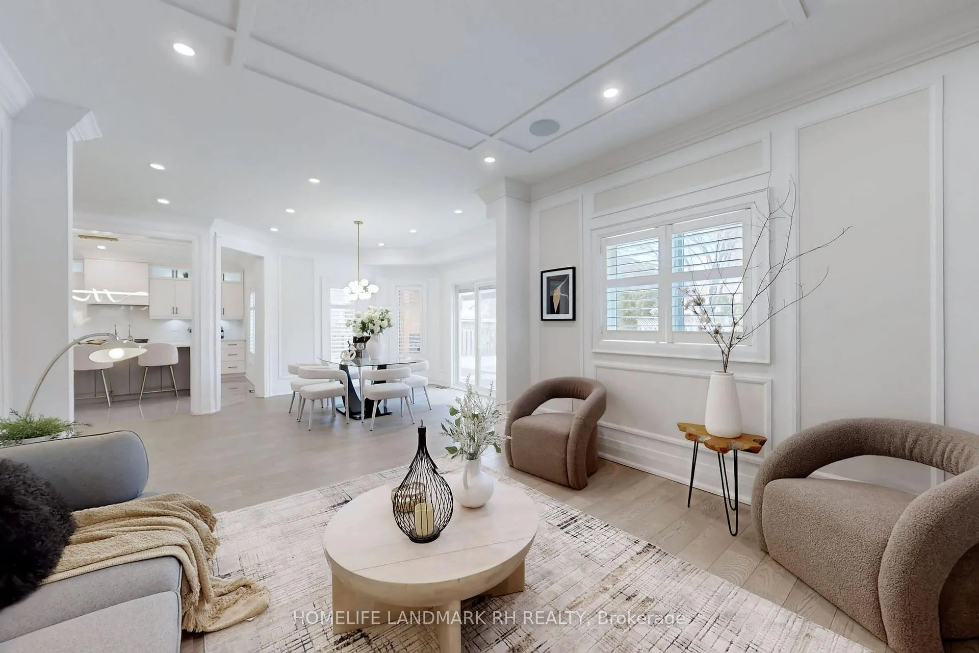 Photo 21 of 129 Golden Tulip Crescent, Markham, Cachet — HOMEH