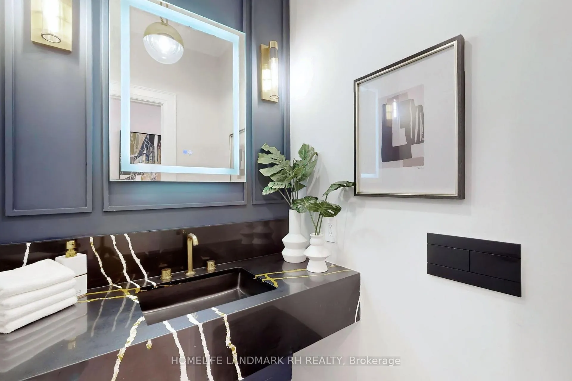 Photo 23 of 129 Golden Tulip Crescent, Markham, Cachet — HOMEH