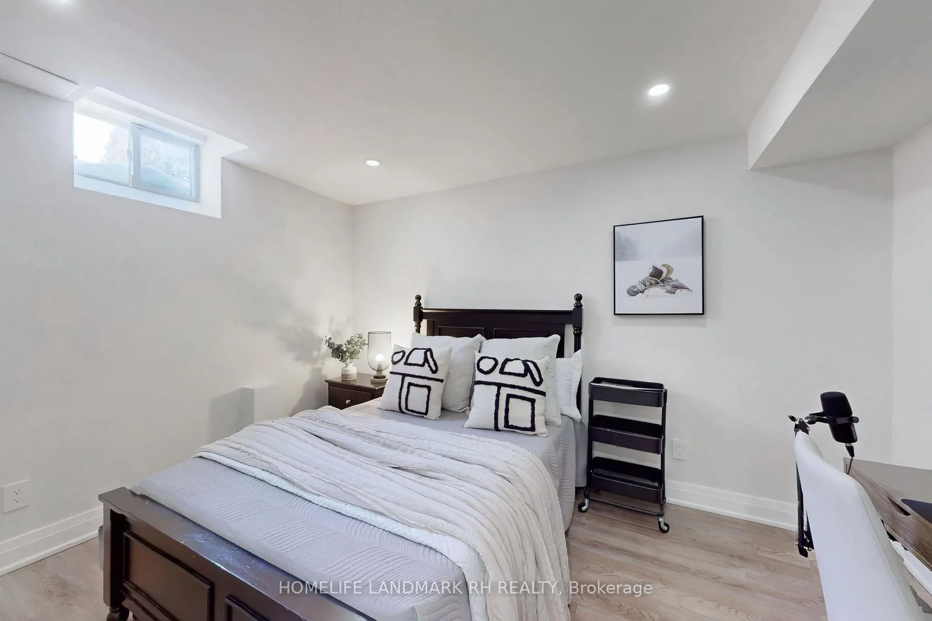 Photo 40 of 129 Golden Tulip Crescent, Markham, Cachet — HOMEH