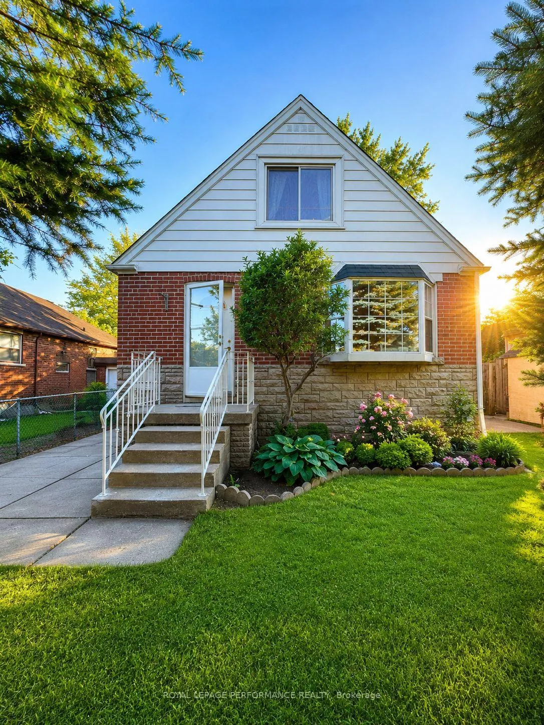 Front of 10 Faulkland Road