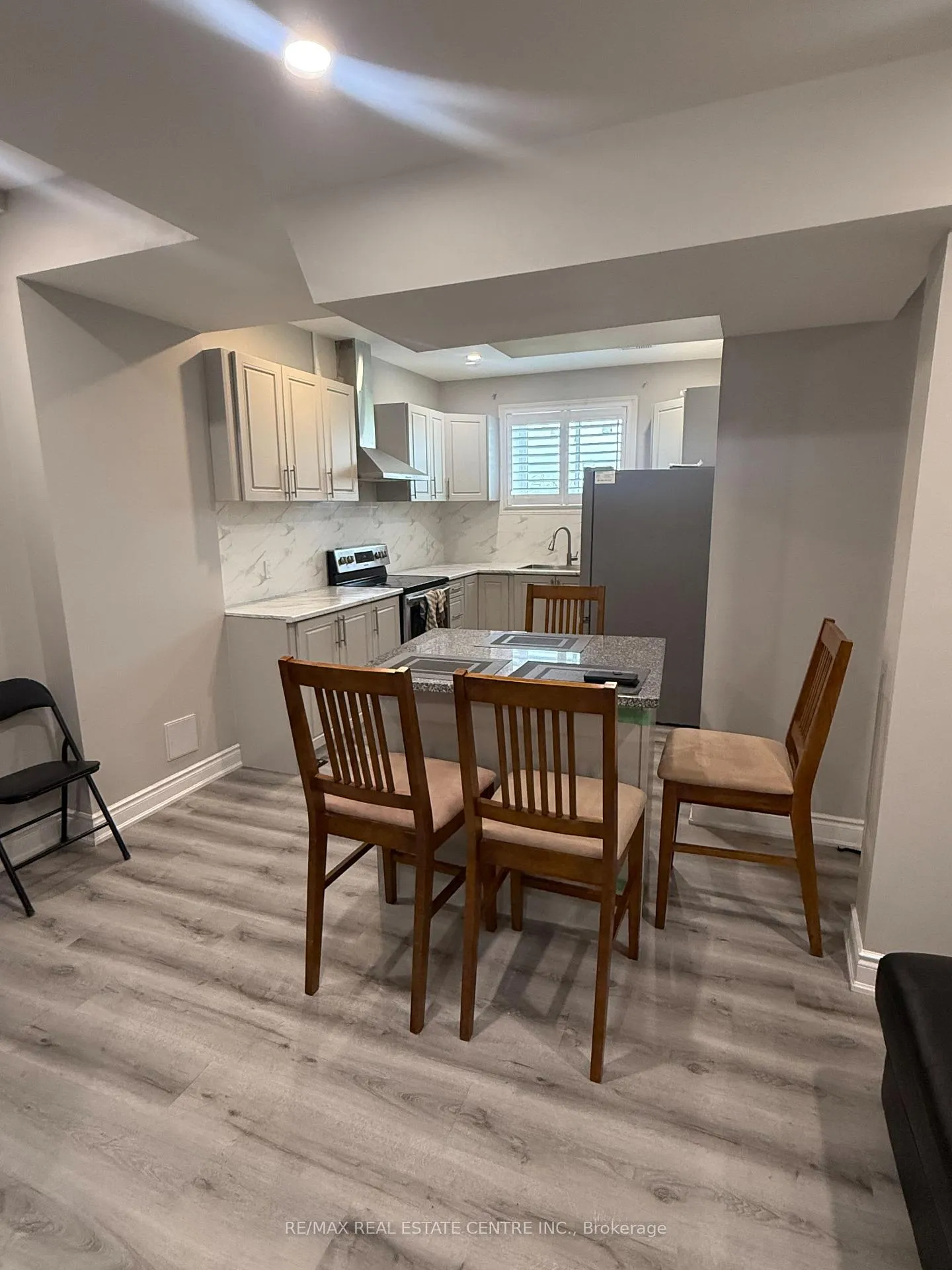 Photo 6 of 33 Todd Crescent, Southgate — HOMEH