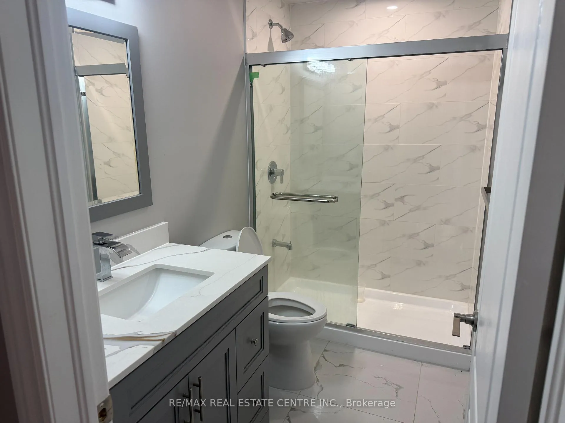Photo 13 of 33 Todd Crescent, Southgate — HOMEH