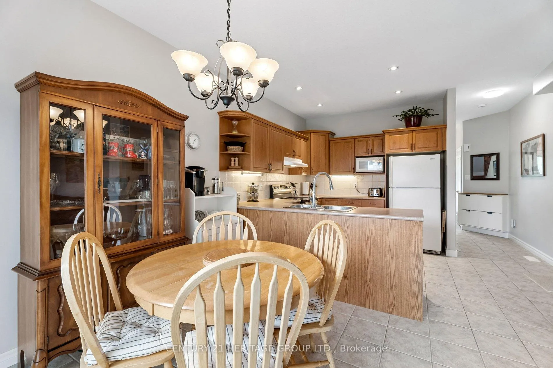 Photo 16 of 50 Wallace Street, New Tecumseth, Alliston — HOMEH