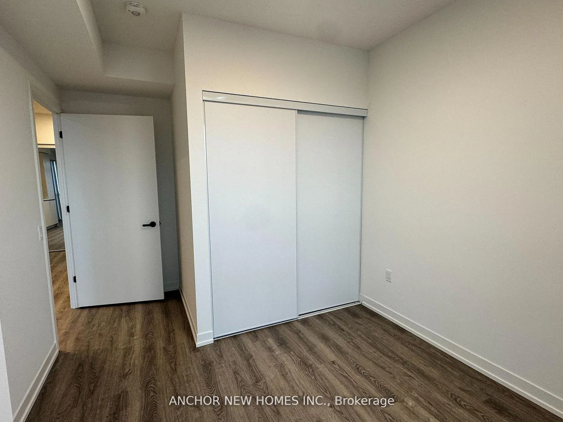 Photo 17 of Unit 4708, 8 Interchange Way, Vaughan, Vaughan Corporate Centre — HOMEH