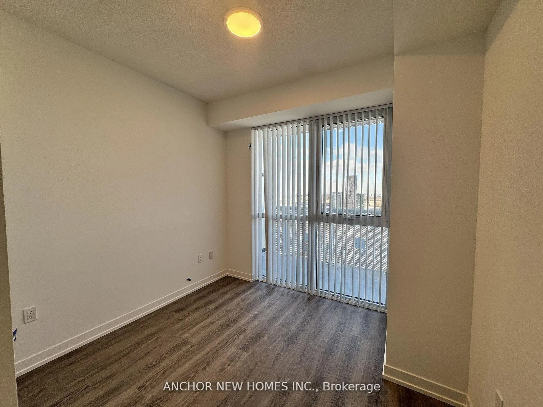 Photo 19 of Unit 4708, 8 Interchange Way, Vaughan, Vaughan Corporate Centre — HOMEH
