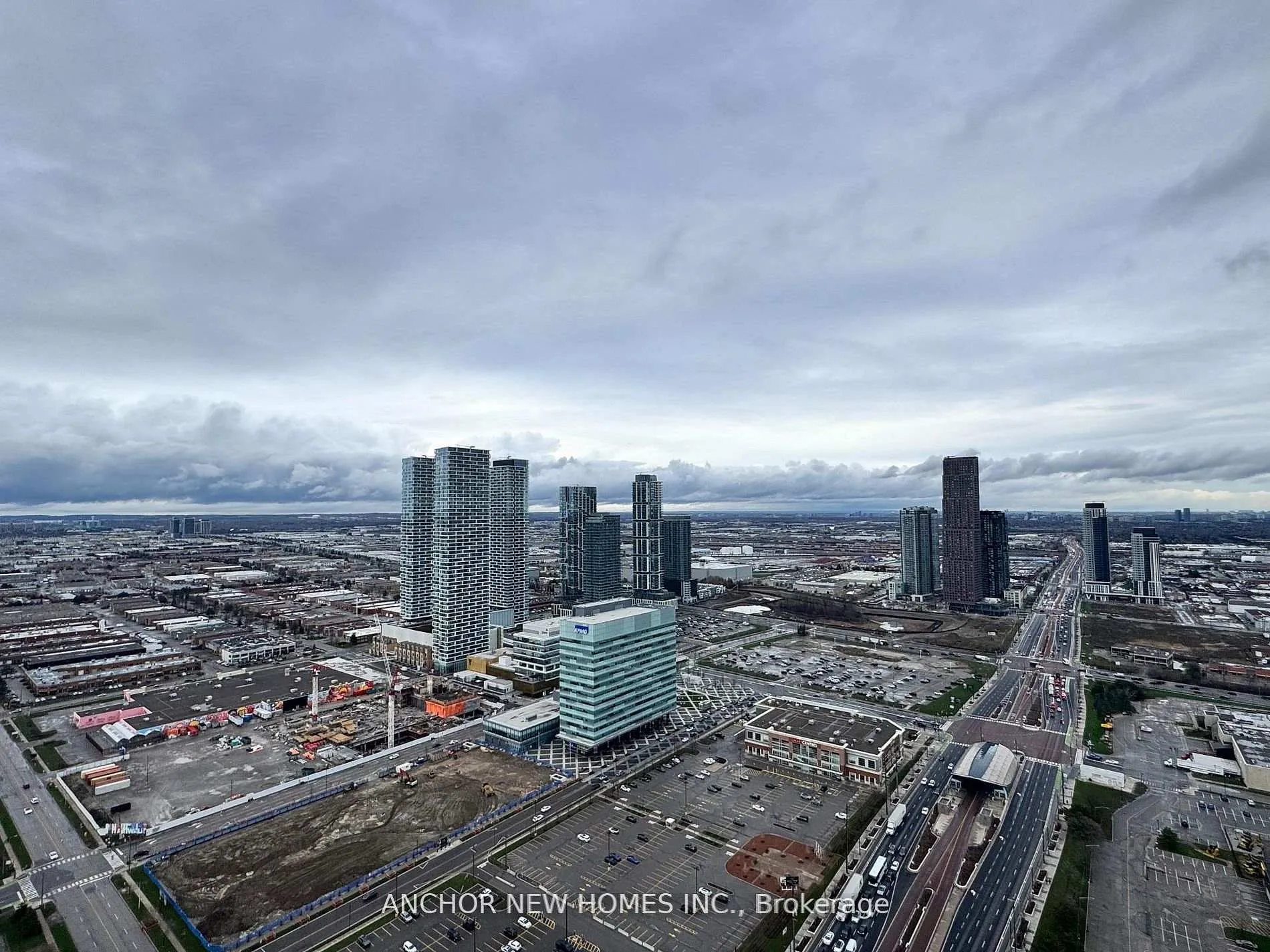 Photo 20 of Unit 4708, 8 Interchange Way, Vaughan, Vaughan Corporate Centre — HOMEH