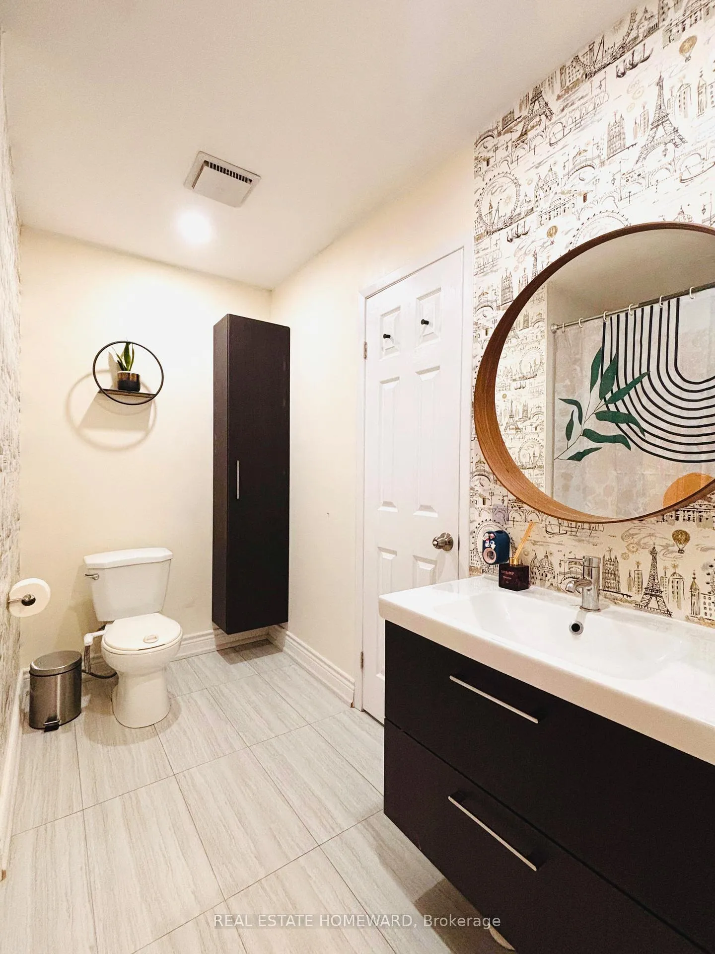 Photo 9 of 119 Ribblesdale Drive, Whitby, Pringle Creek — HOMEH