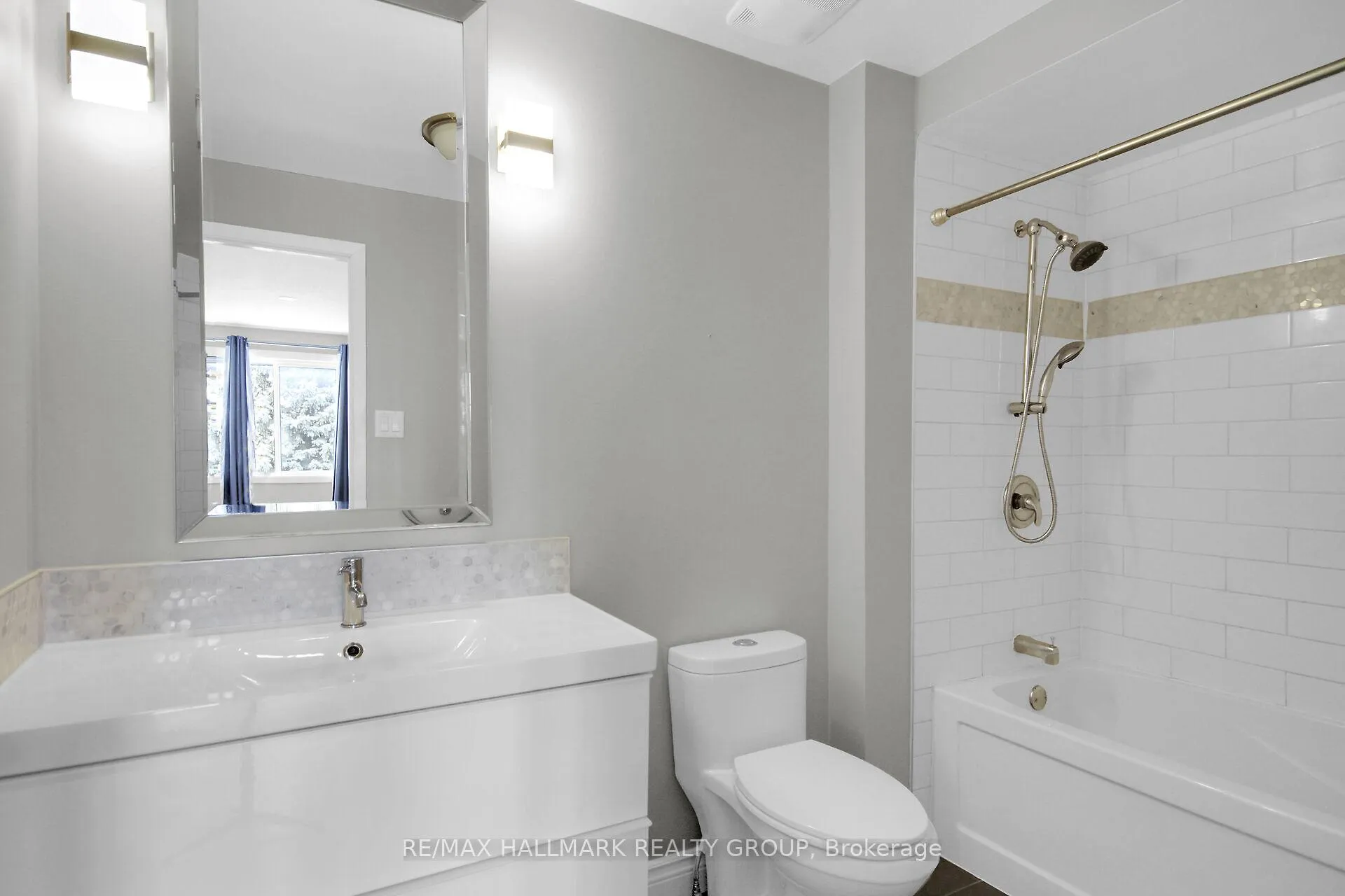 Photo 14 of 13 Coolspring Crescent, Ottawa, Borden Farm/Stewart Farm/Carleton Heights/Parkwood Hills — HOMEH