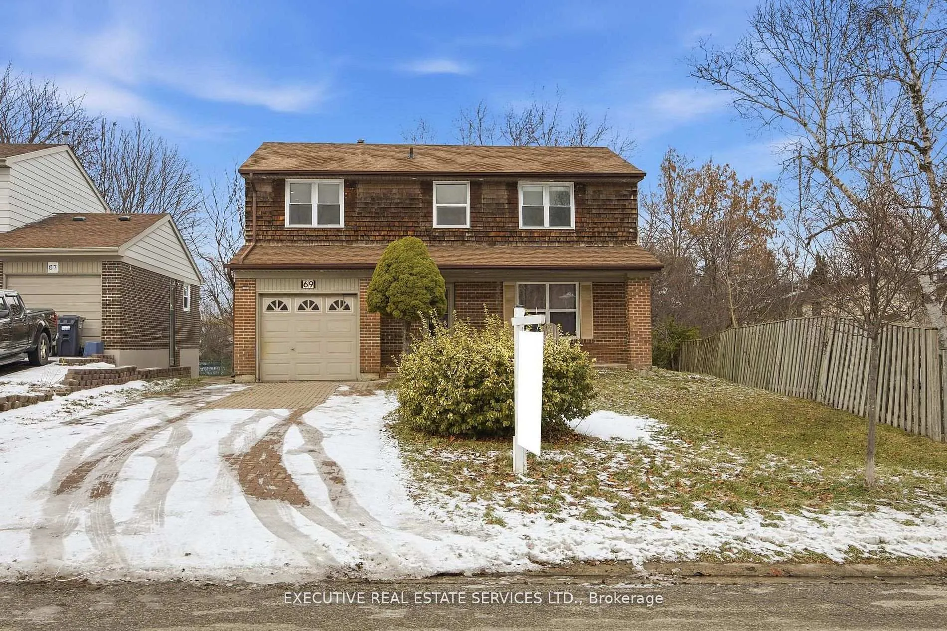 Photo 4 of 69 Lorraine Crescent, Brampton, Westgate — HOMEH