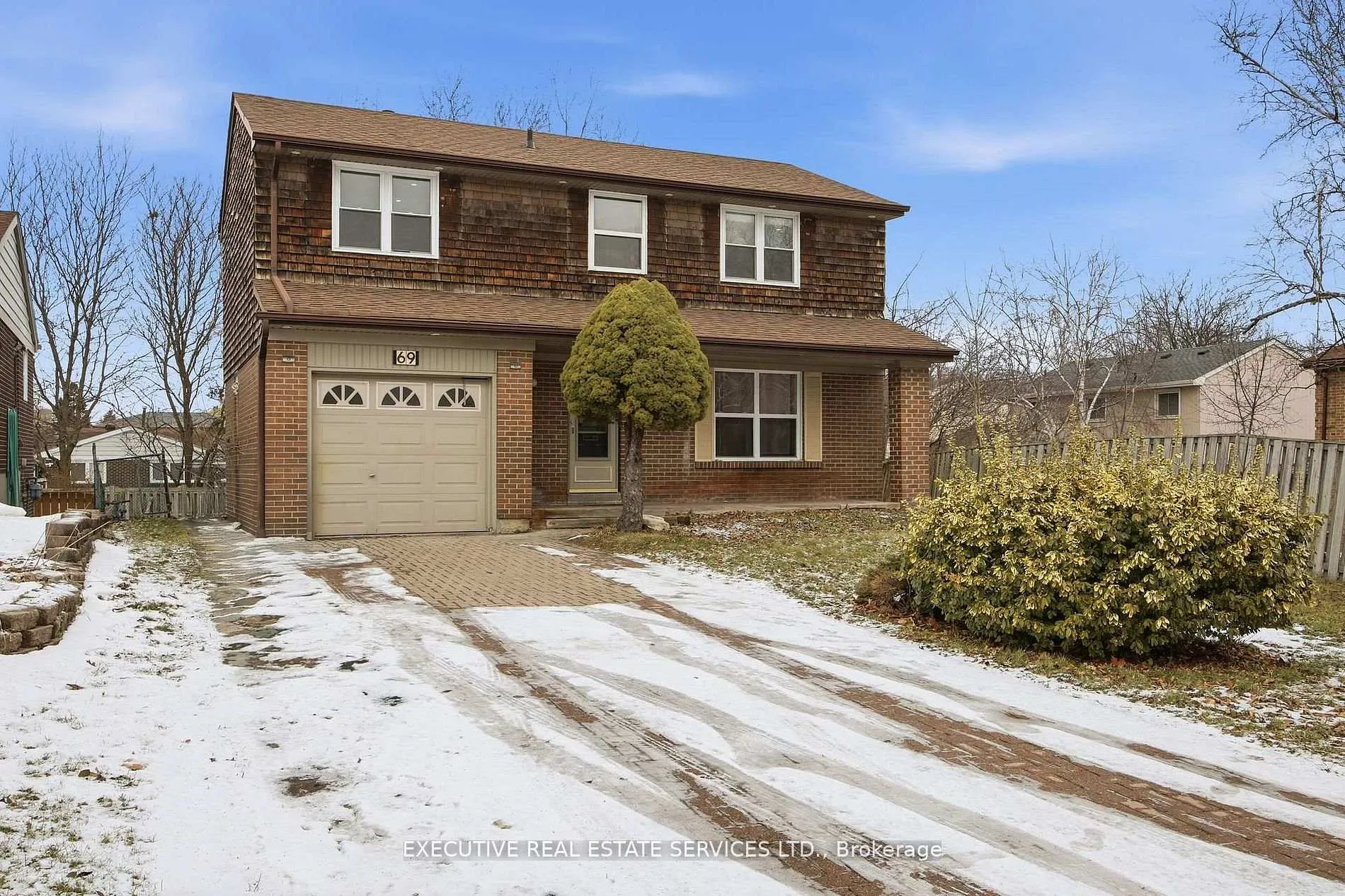 Photo 6 of 69 Lorraine Crescent, Brampton, Westgate — HOMEH