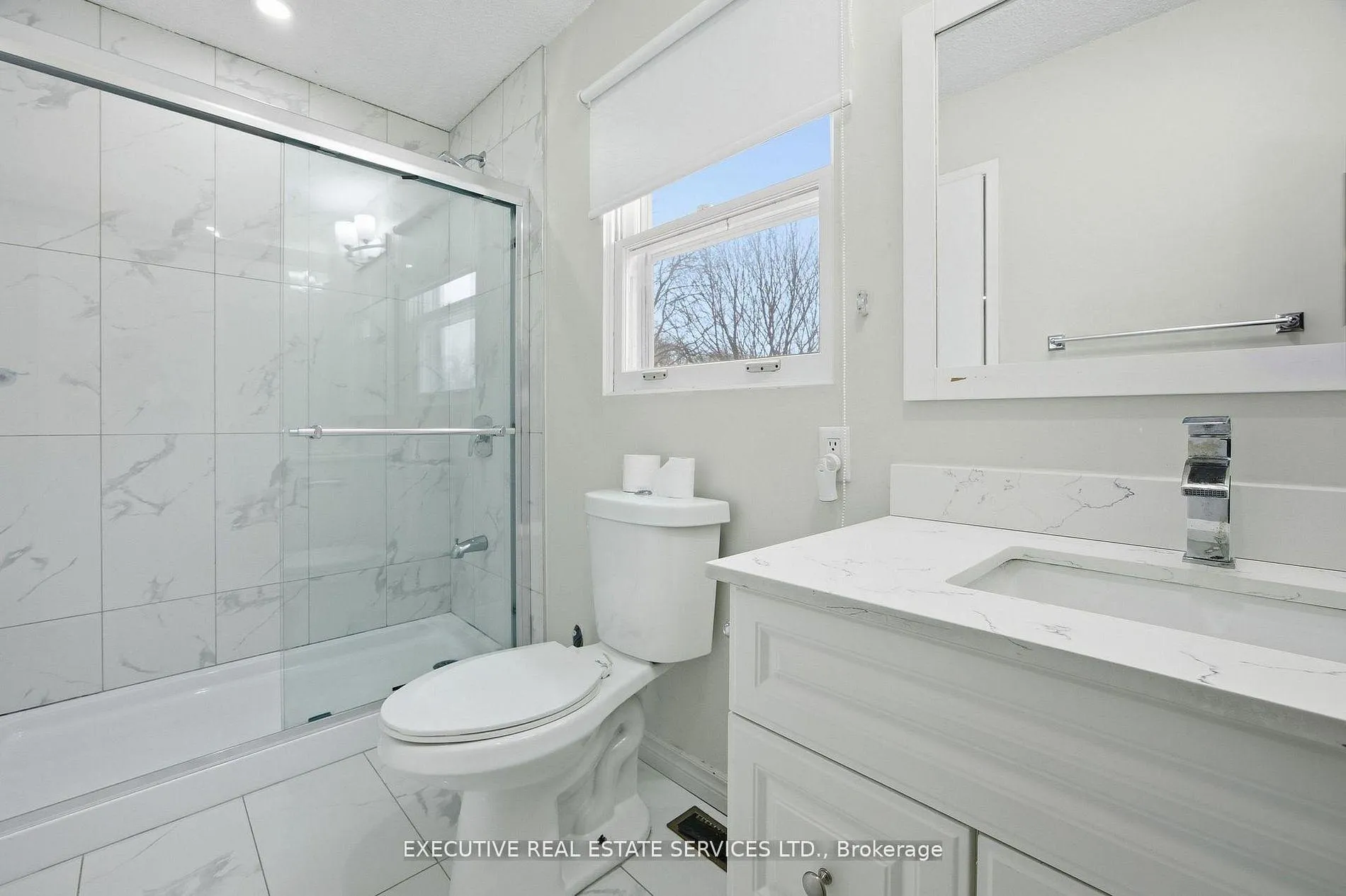 Photo 18 of 69 Lorraine Crescent, Brampton, Westgate — HOMEH