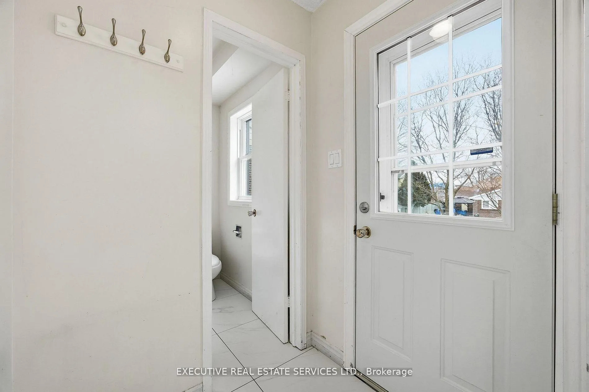 Photo 25 of 69 Lorraine Crescent, Brampton, Westgate — HOMEH
