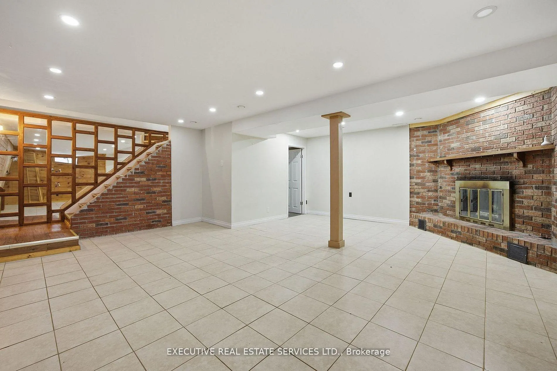 Photo 33 of 69 Lorraine Crescent, Brampton, Westgate — HOMEH