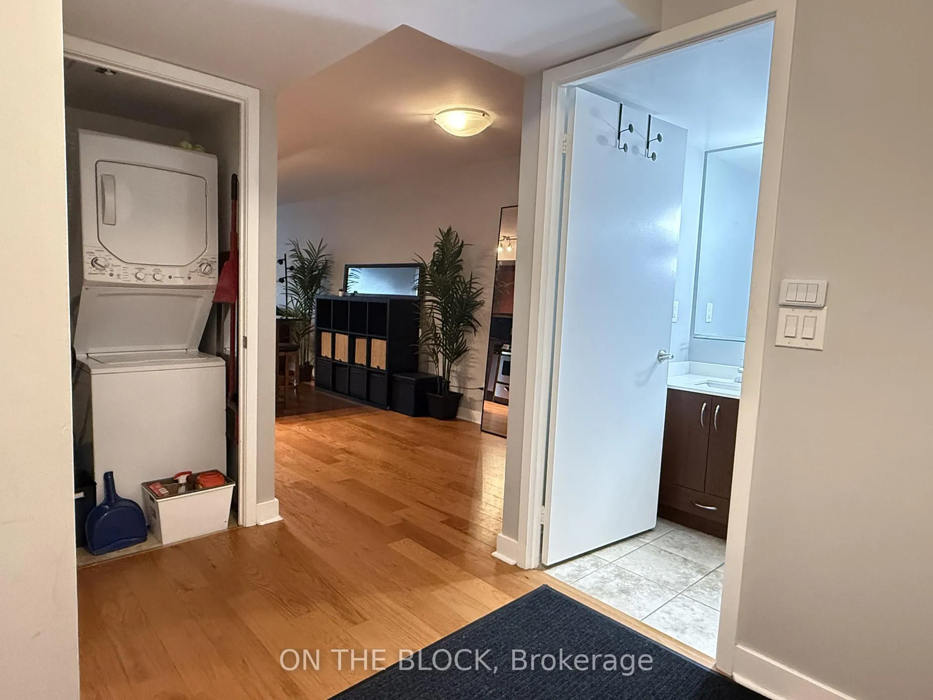 Photo 4 of Unit 313, 320 Richmond Street E, Toronto, Moss Park — HOMEH