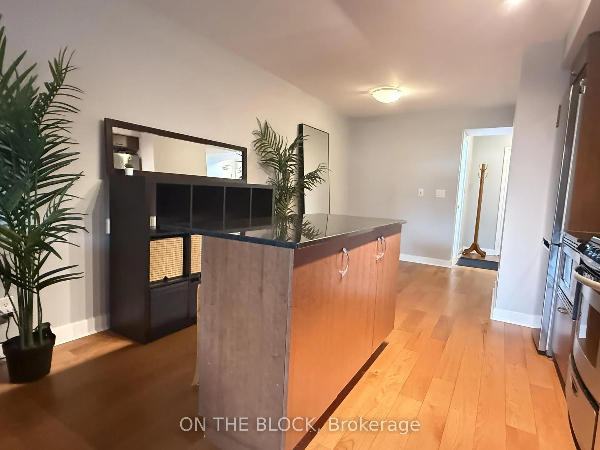 Photo 5 of Unit 313, 320 Richmond Street E, Toronto, Moss Park — HOMEH