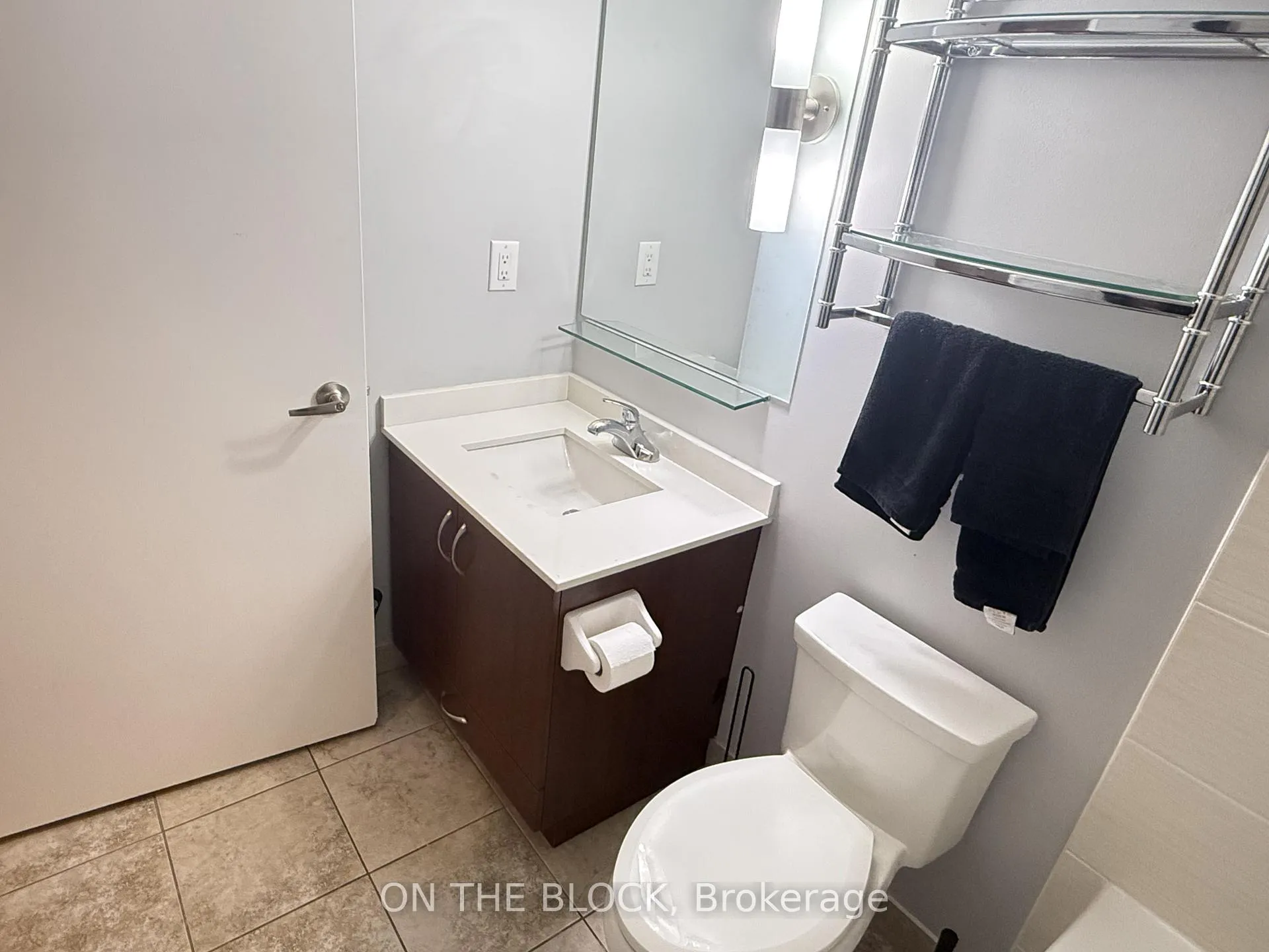 Photo 10 of Unit 313, 320 Richmond Street E, Toronto, Moss Park — HOMEH