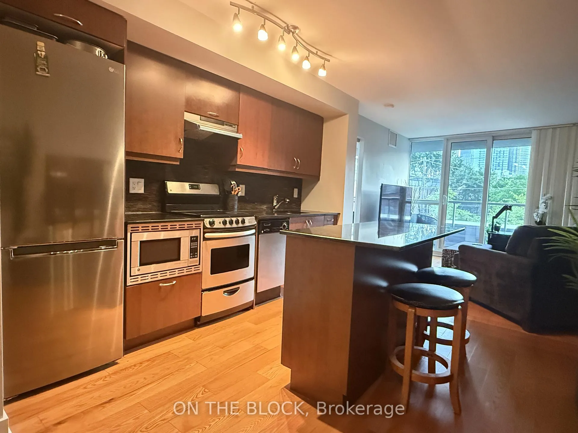 Photo 12 of Unit 313, 320 Richmond Street E, Toronto, Moss Park — HOMEH