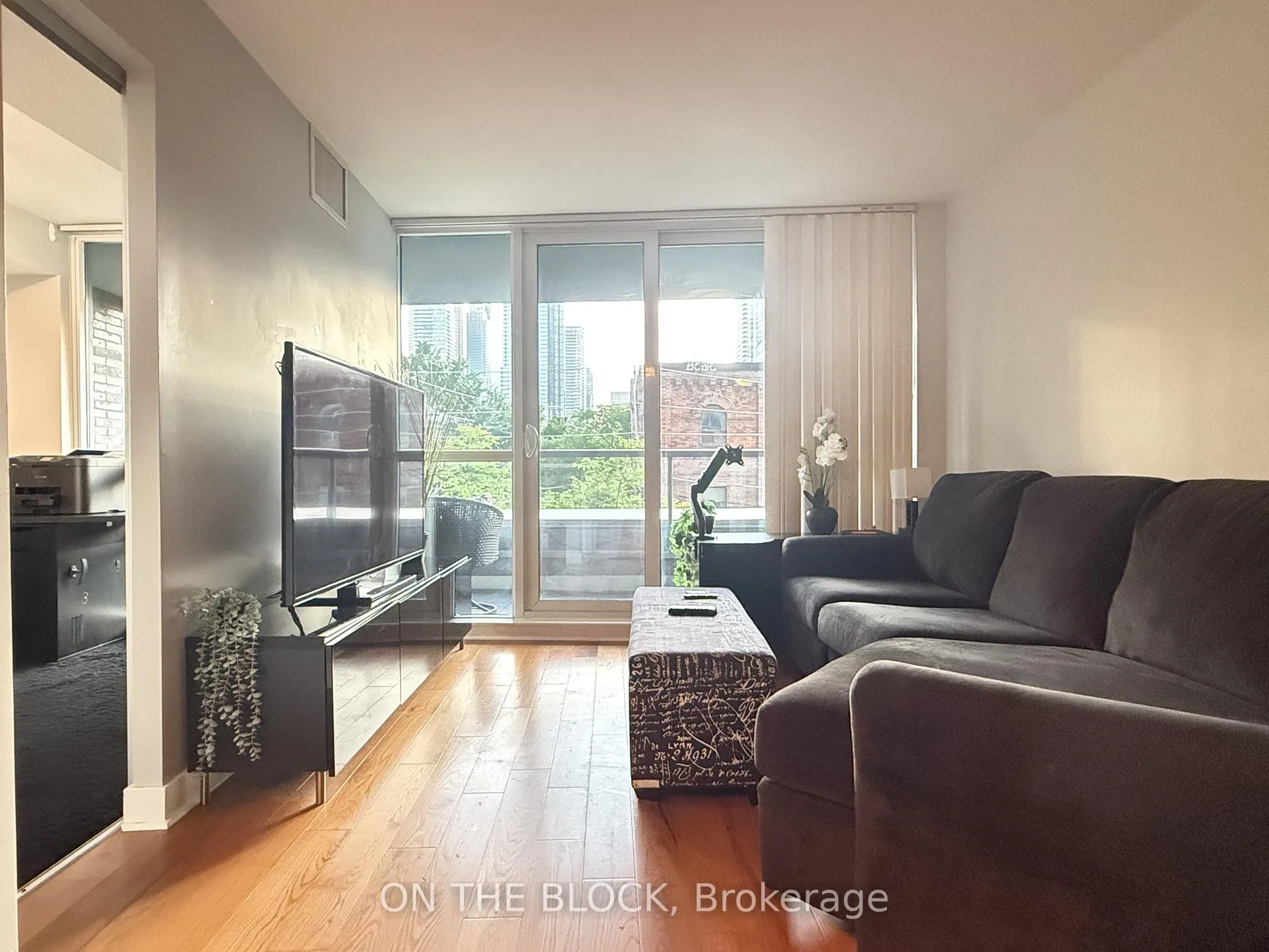 Photo 14 of Unit 313, 320 Richmond Street E, Toronto, Moss Park — HOMEH