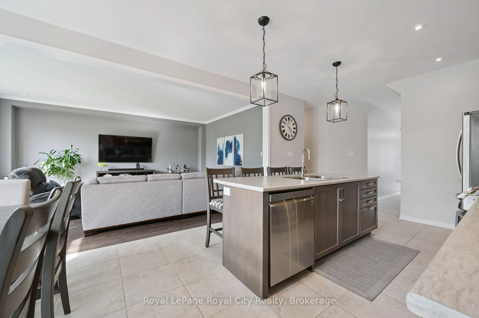 Photo 9 of 222 Dolman Street, Woolwich — HOMEH
