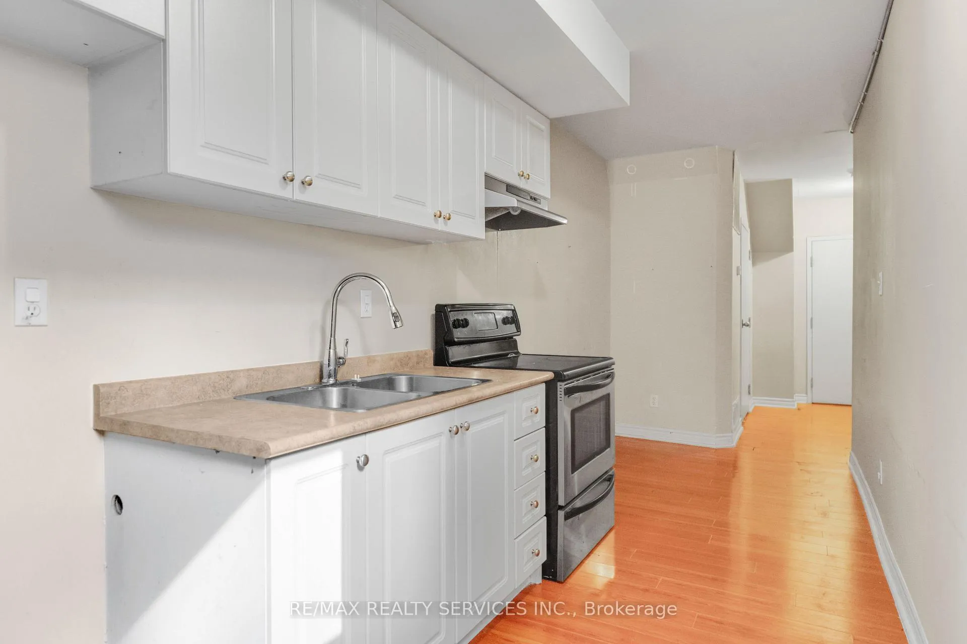 Photo 5 of Unit 6B, 66 King Street E, Hamilton, Beasley — HOMEH