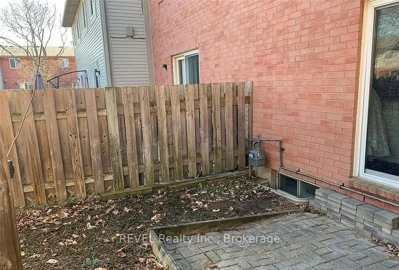 Photo 5 of Unit 74, 65 Dorchester Boulevard, St. Catharines, Carlton/Bunting — HOMEH