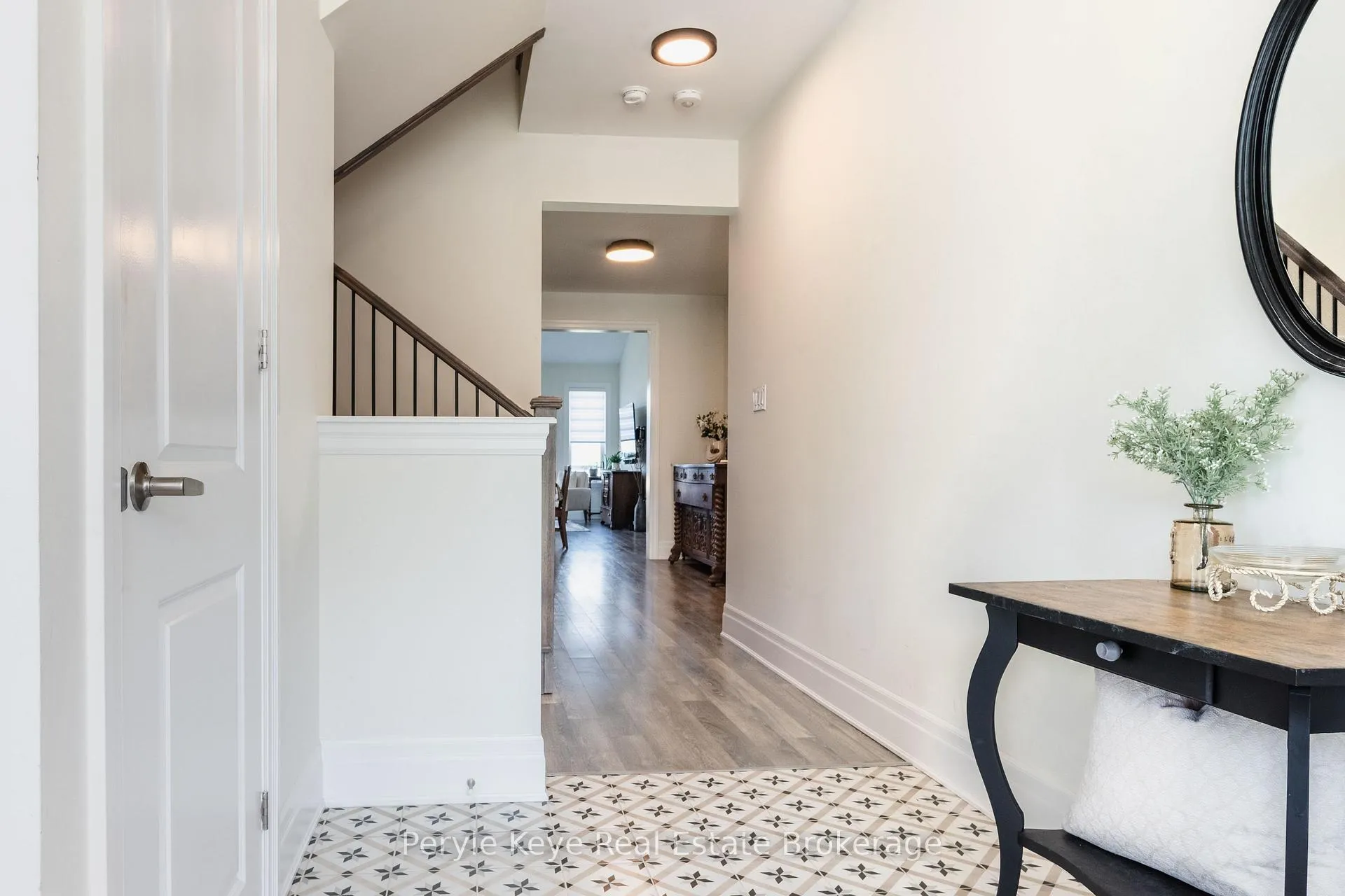 Photo 7 of 35 Stother Crescent, Bracebridge, Macaulay — HOMEH