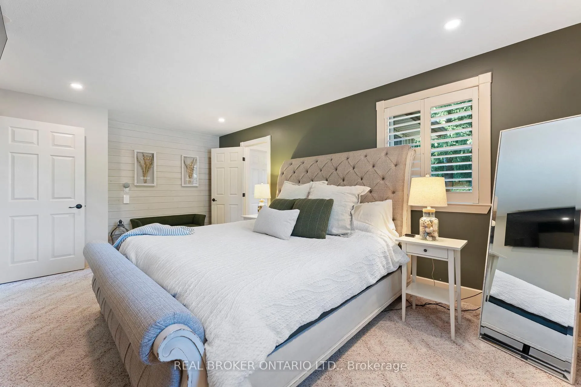 Photo 13 of 182 Governors Road E, Brant, Paris — HOMEH