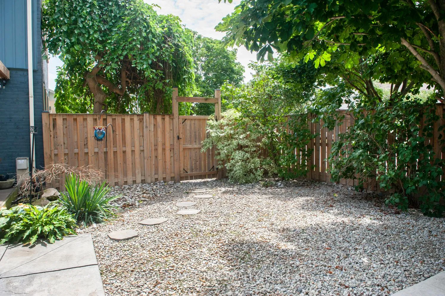 Photo 18 of 22 Senator Drive, St. Catharines, Rykert/Vansickle — HOMEH