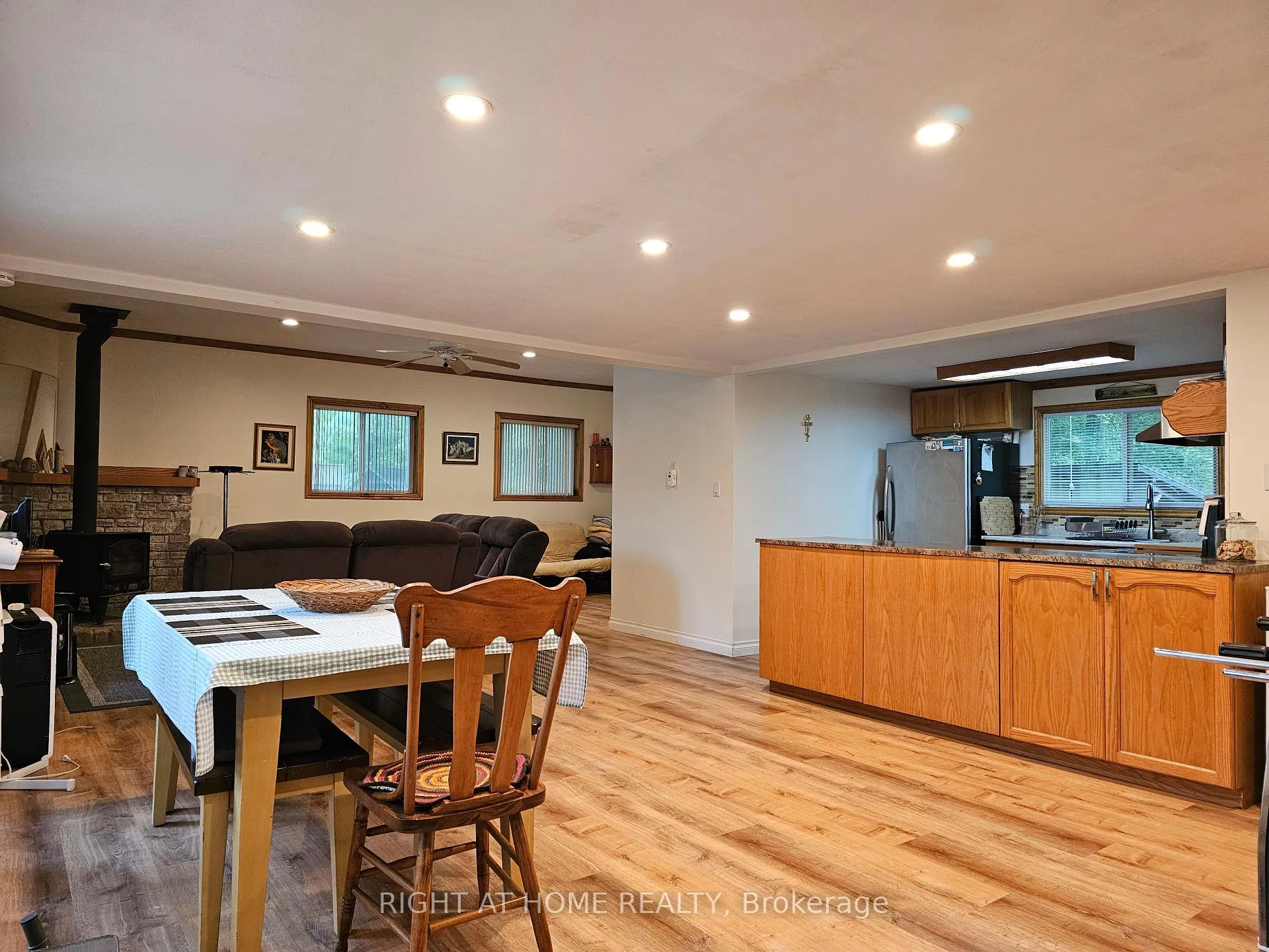 Photo 9 of 45 Heda Drive, Tiny, Rural Tiny — HOMEH