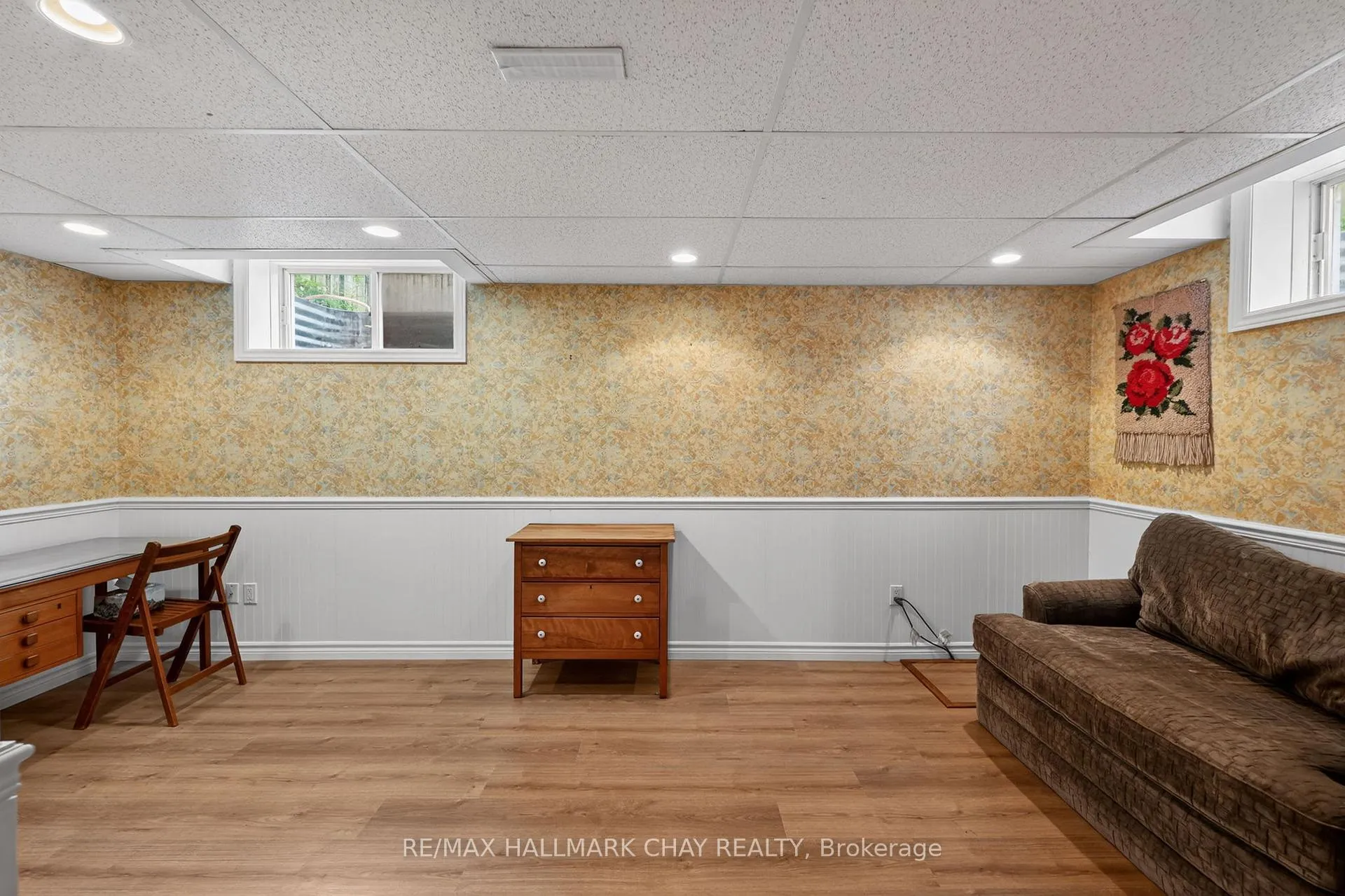 Photo 16 of 147 Bruce Crescent, Barrie, Bayshore — HOMEH