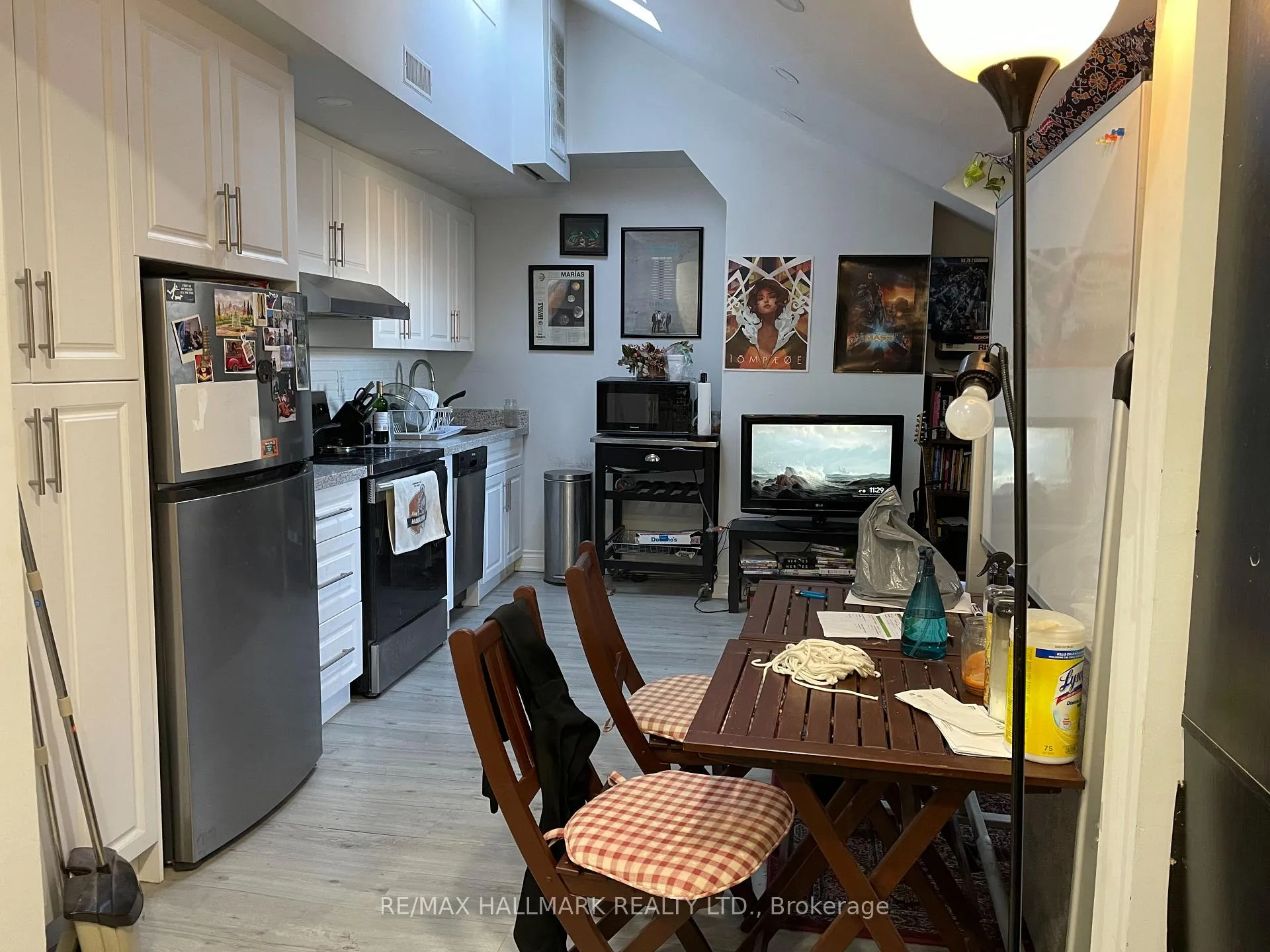 Photo 21 of 414 Dundas Street E, Toronto, Moss Park — HOMEH