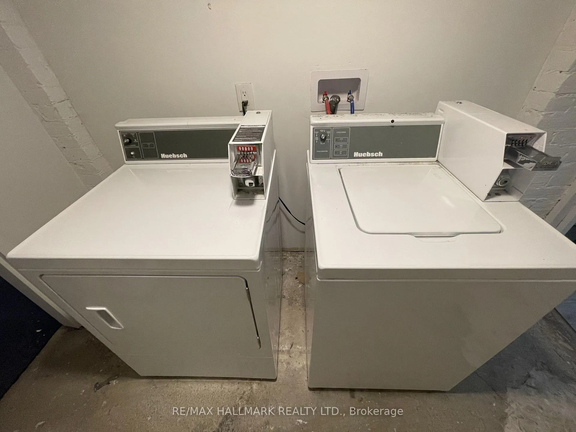 Photo 41 of 414 Dundas Street E, Toronto, Moss Park — HOMEH