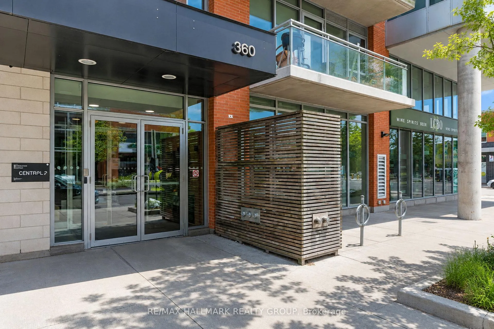 Photo 2 of Unit 704, 360 Mcleod Street, Ottawa, Ottawa Centre — HOMEH