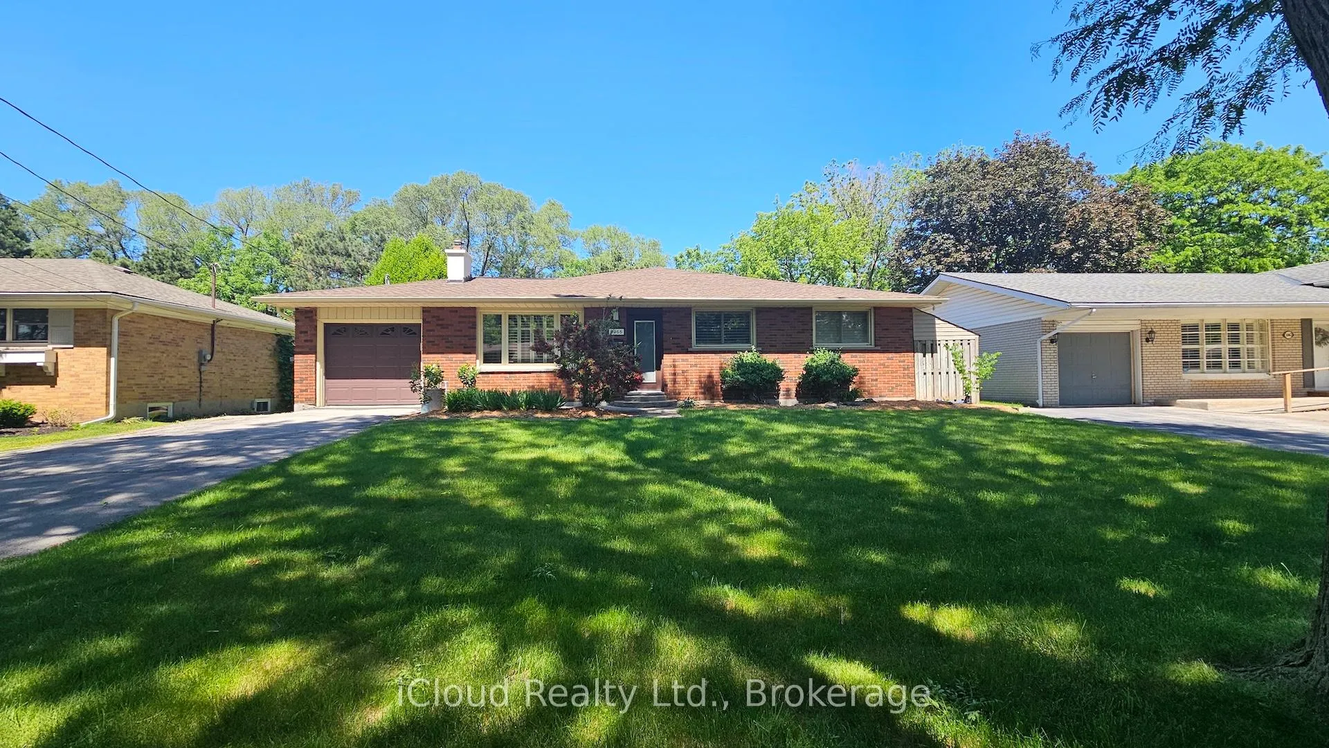 Front of 1066 Marley Crescent