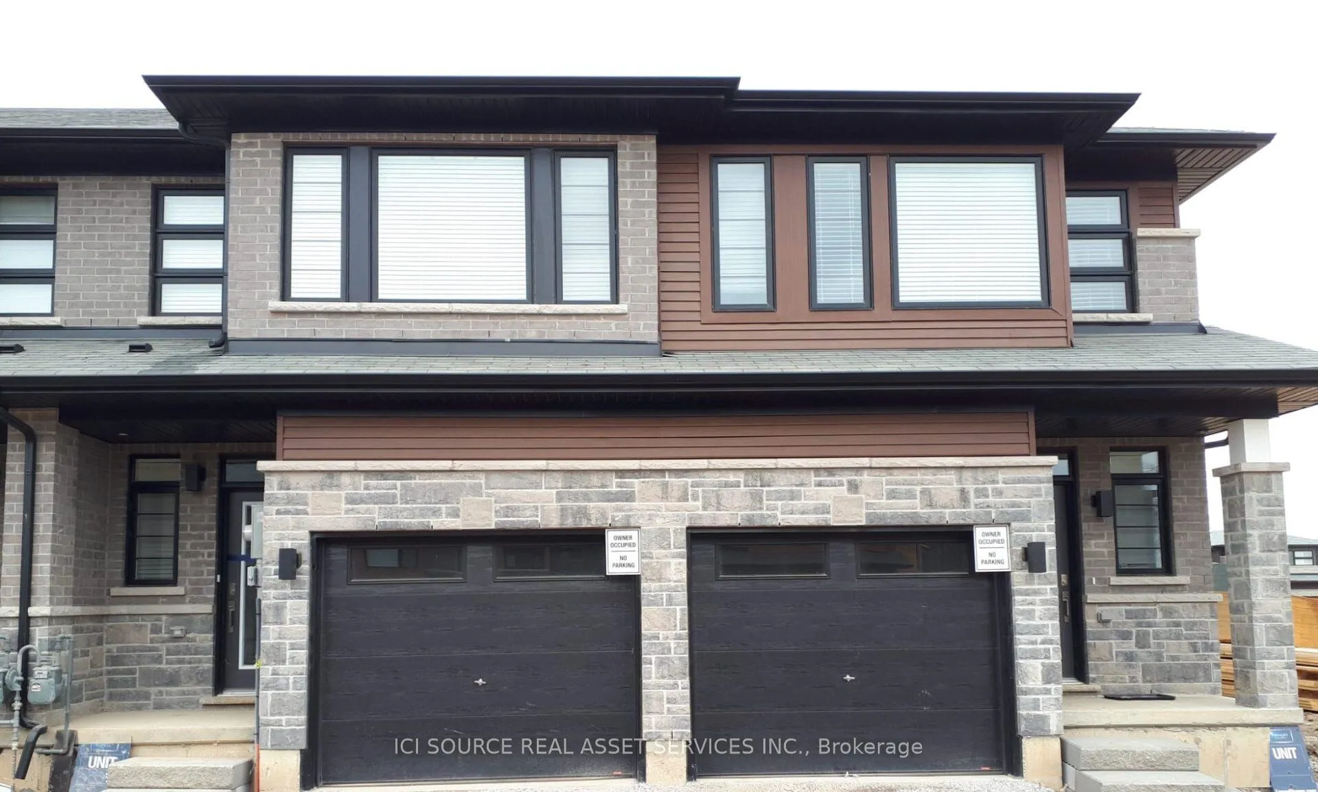Front of 4 Bellhouse Avenue