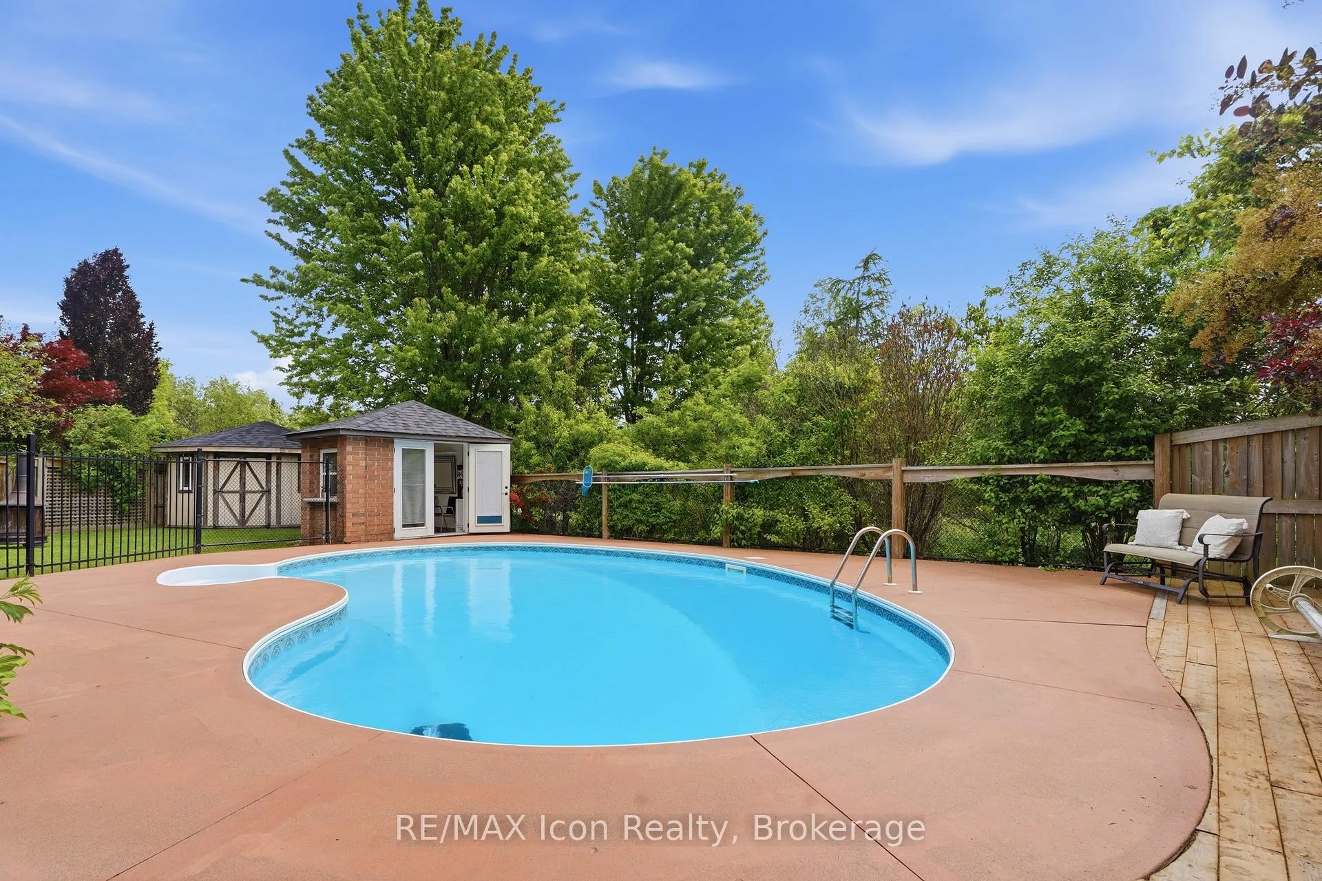 Photo 31 of 30 Paulstown Crescent, Guelph, Clairfields/Hanlon Business Park — HOMEH