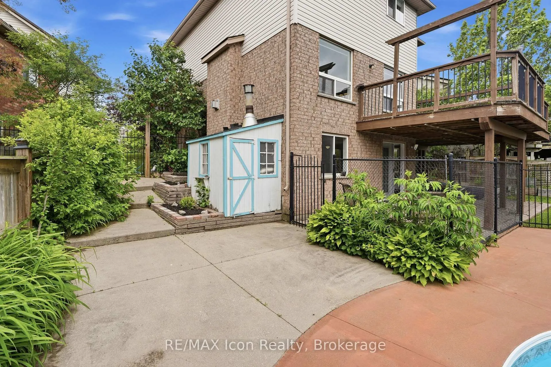 Photo 33 of 30 Paulstown Crescent, Guelph, Clairfields/Hanlon Business Park — HOMEH