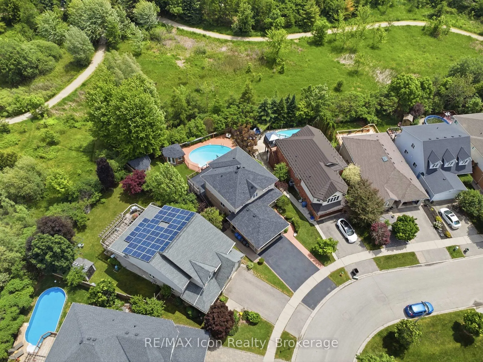 Photo 40 of 30 Paulstown Crescent, Guelph, Clairfields/Hanlon Business Park — HOMEH
