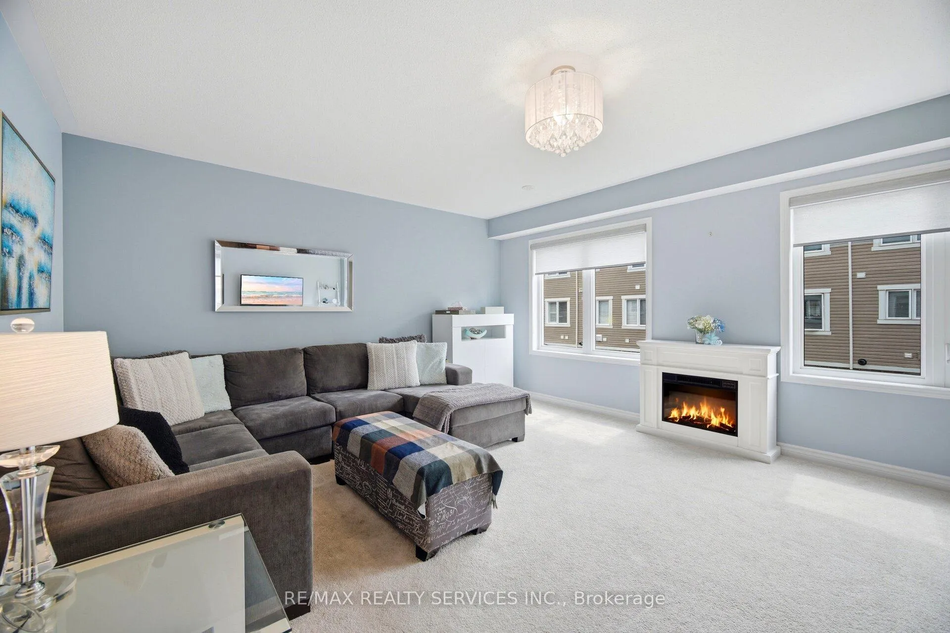 Photo 13 of 35 Metro Crescent, Brampton, Northwest Brampton — HOMEH