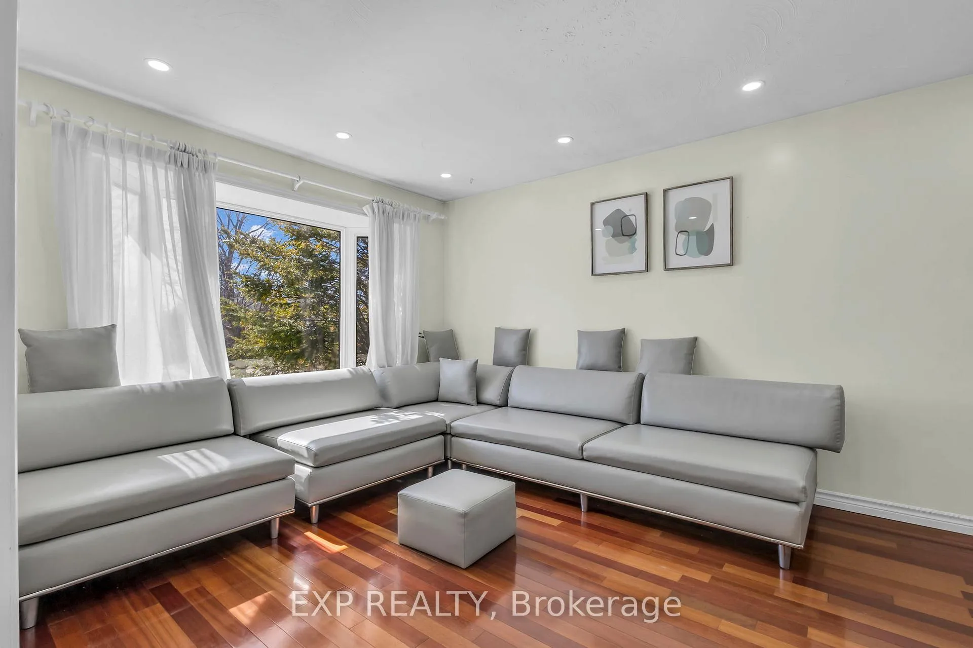 Photo 7 of 146 Bechtel Drive, Kitchener — HOMEH