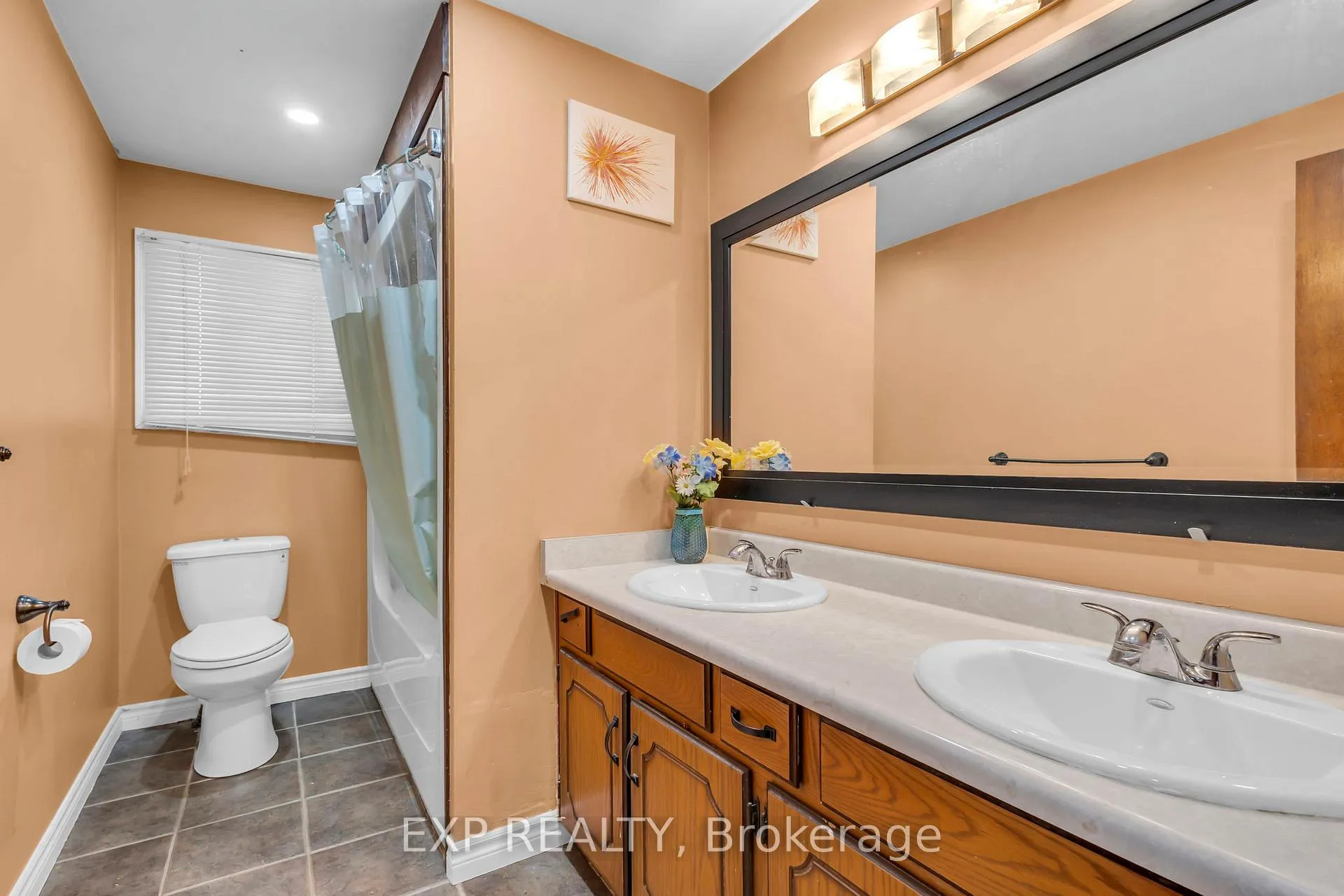 Photo 21 of 146 Bechtel Drive, Kitchener — HOMEH