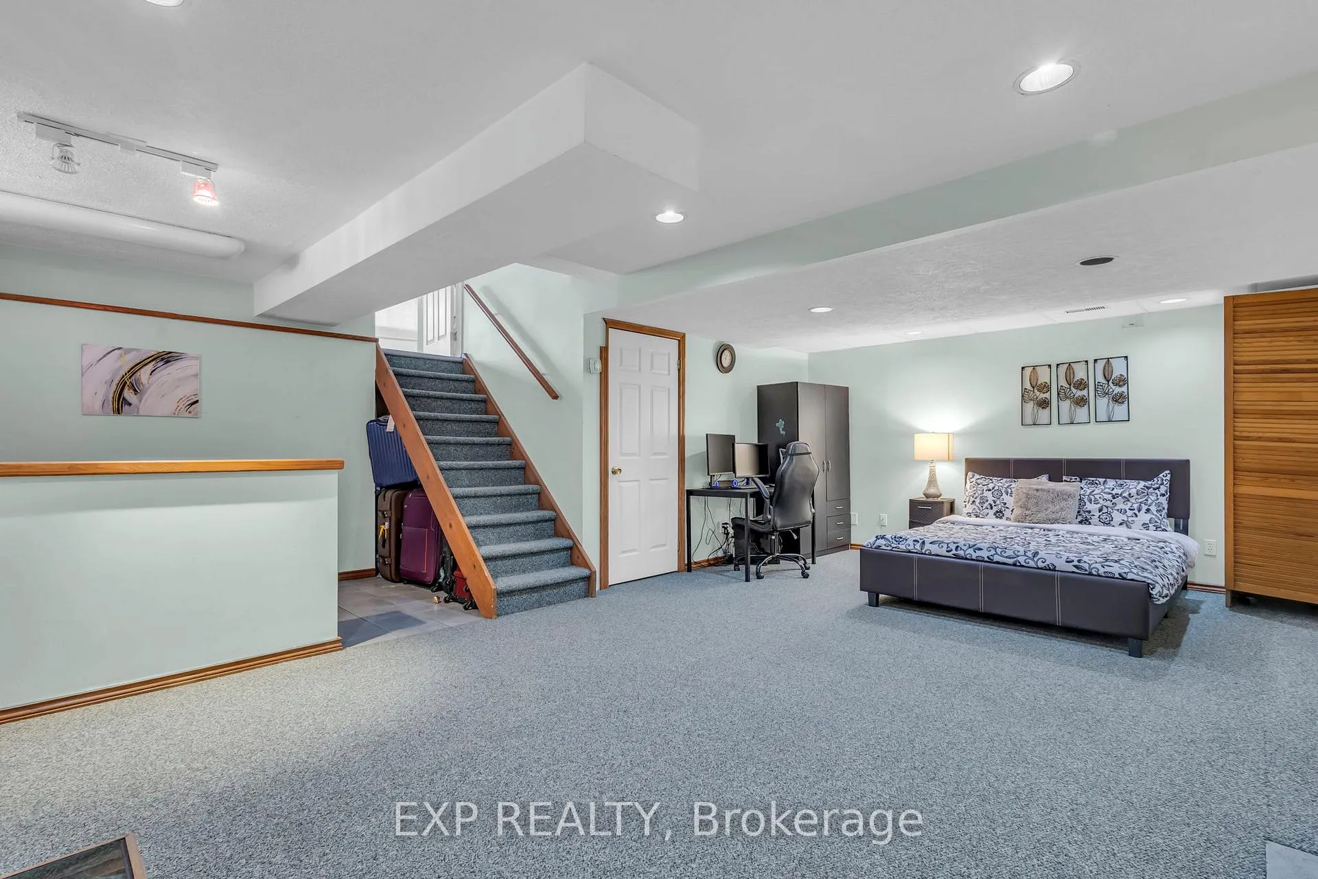 Photo 43 of 146 Bechtel Drive, Kitchener — HOMEH