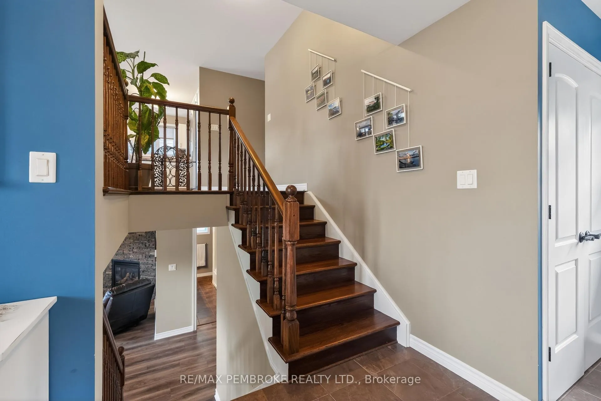 Photo 7 of 61 Oak Avenue, Petawawa — HOMEH