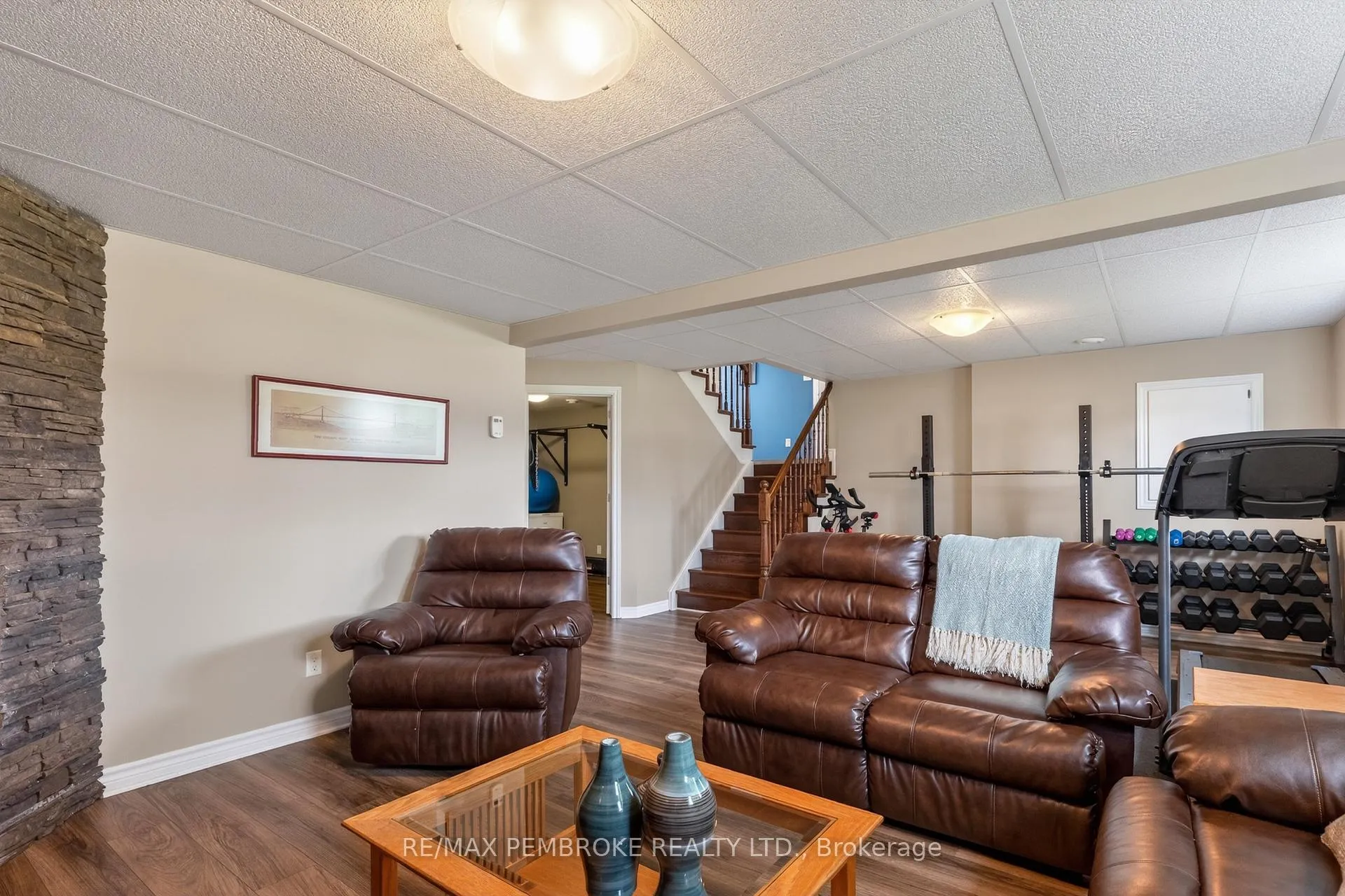 Photo 29 of 61 Oak Avenue, Petawawa — HOMEH