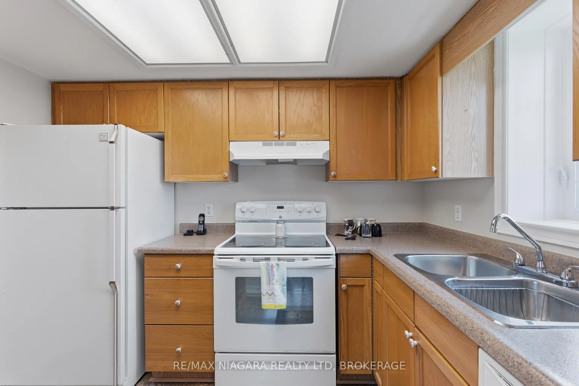 Photo 15 of Unit 210, 3420 Frederick Avenue, Lincoln, Lincoln-Jordan/Vineland — HOMEH