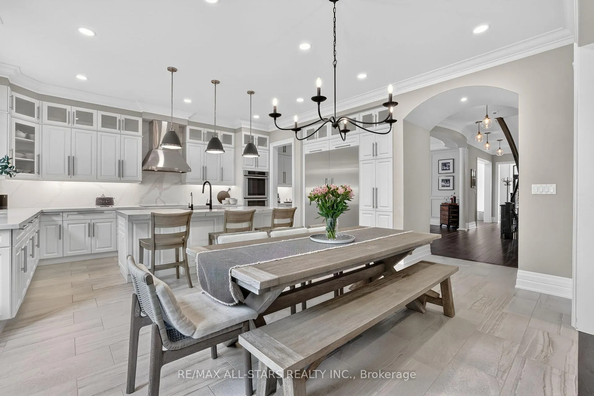 Photo 14 of 10 Forest Grove Court, Aurora, Rural Aurora — HOMEH
