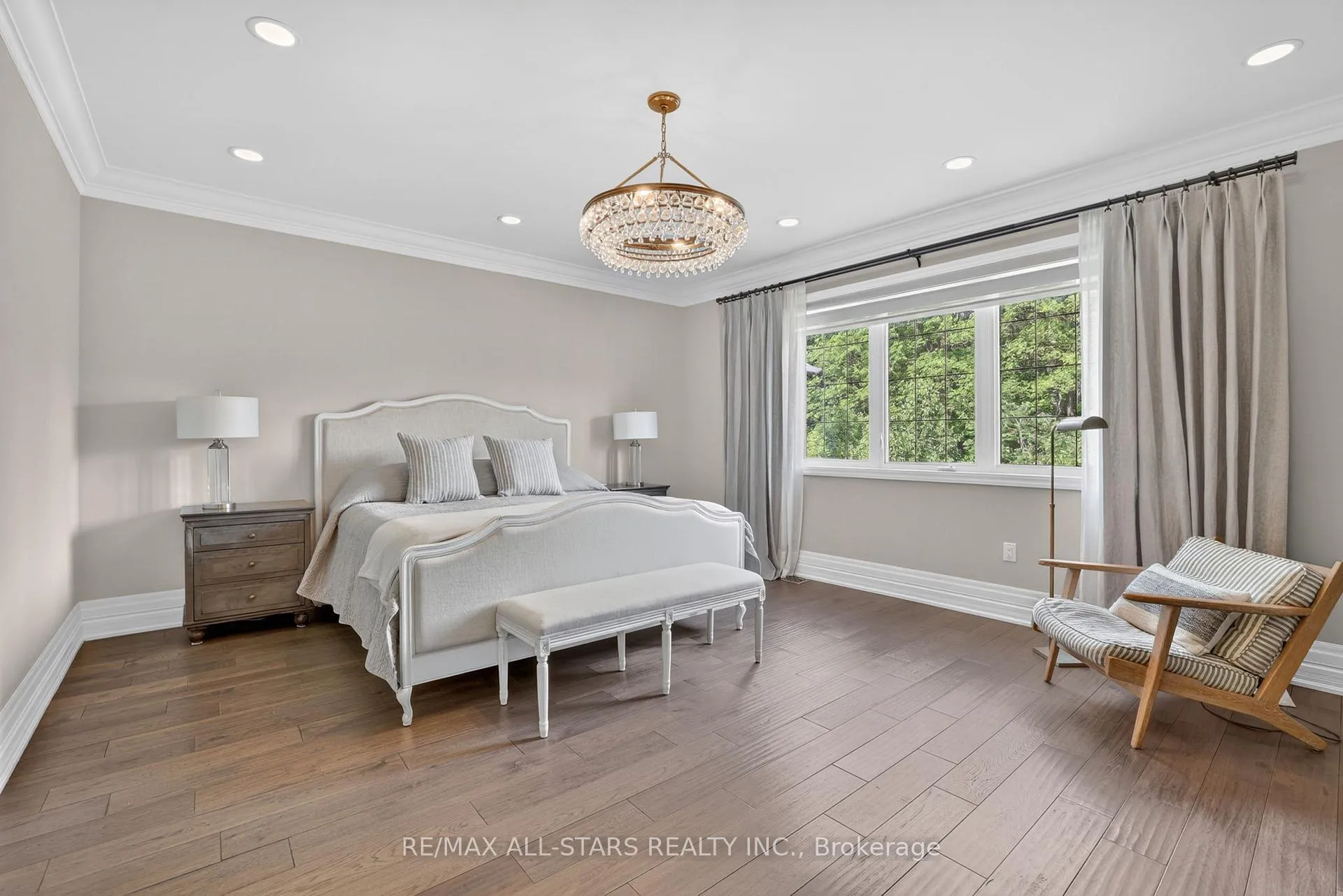 Photo 25 of 10 Forest Grove Court, Aurora, Rural Aurora — HOMEH