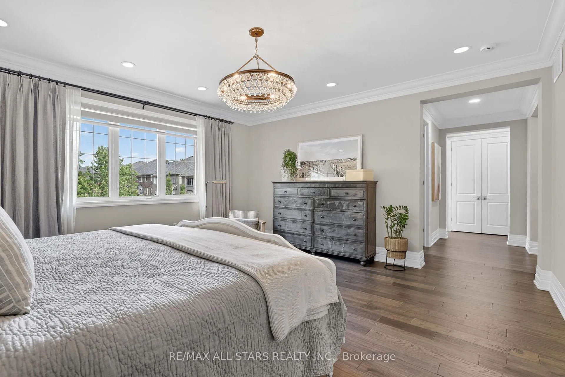 Photo 26 of 10 Forest Grove Court, Aurora, Rural Aurora — HOMEH