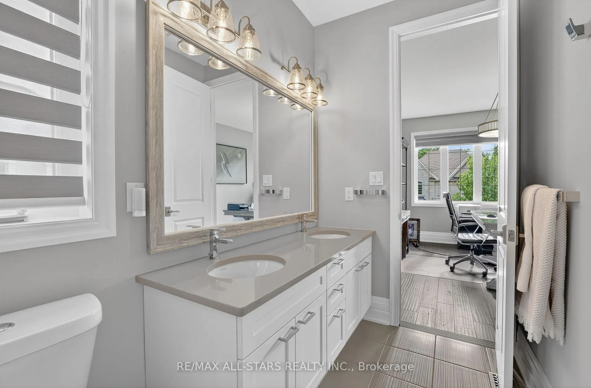 Photo 36 of 10 Forest Grove Court, Aurora, Rural Aurora — HOMEH