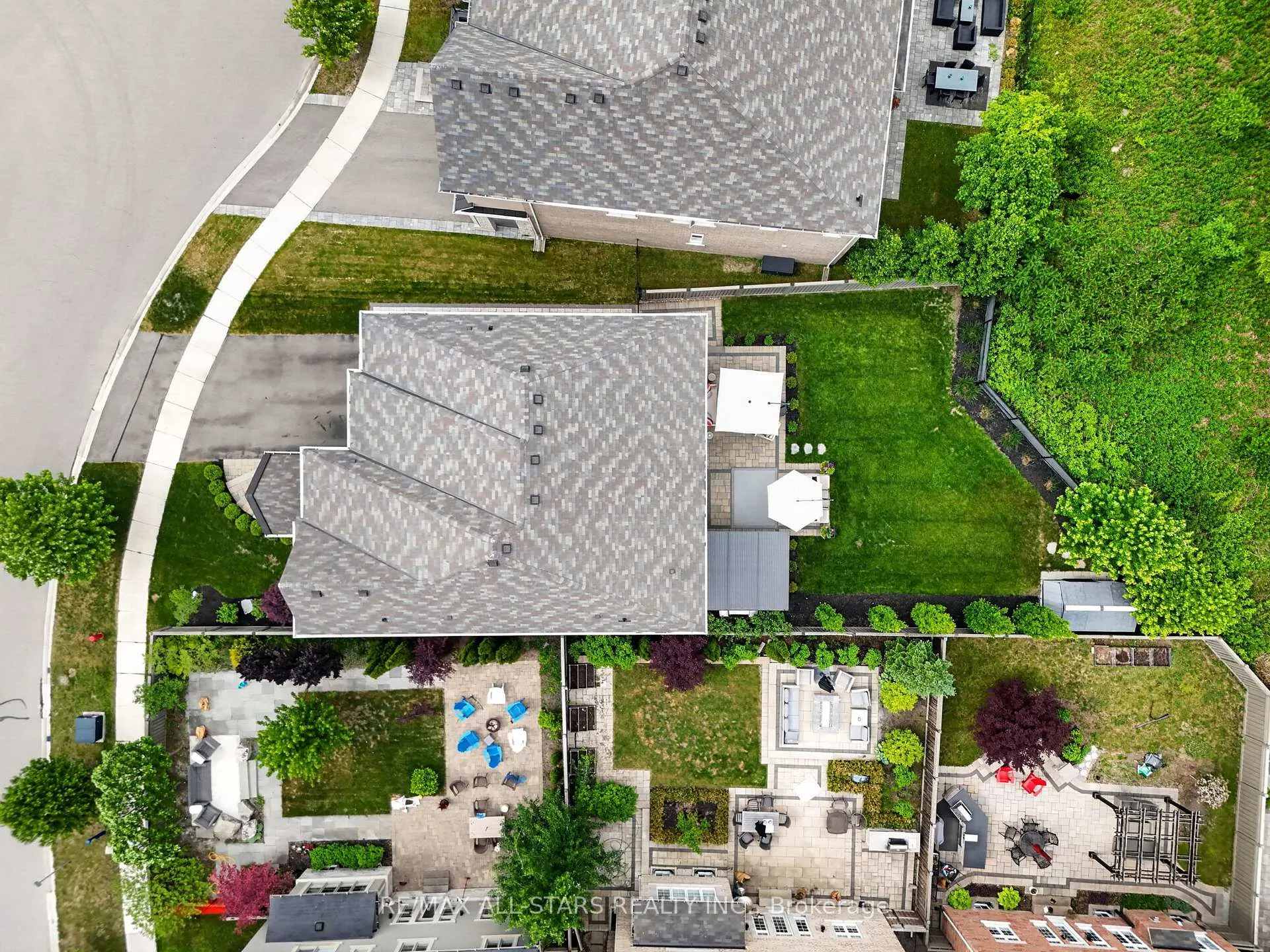 Photo 48 of 10 Forest Grove Court, Aurora, Rural Aurora — HOMEH